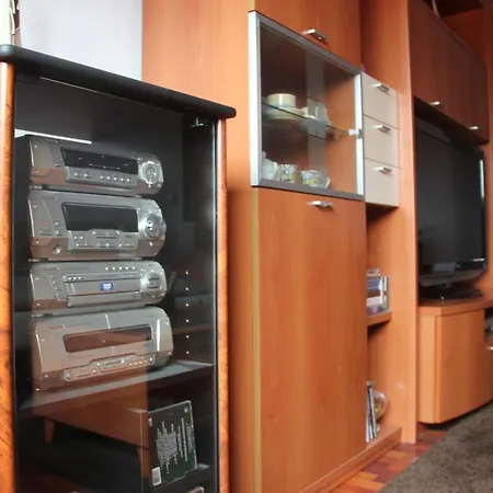 アパート Piso Centrico En Mino. *