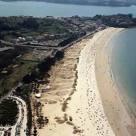 Piso Centrico En Mino. アパート ミーニョ