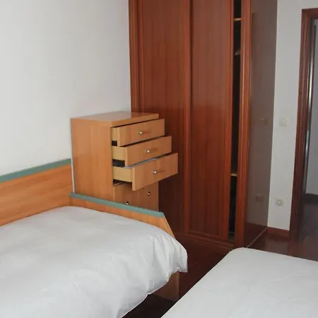 Piso Centrico En Mino. アパート