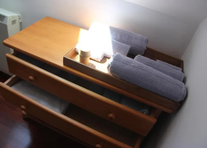 Piso Centrico En Mino. Apartament